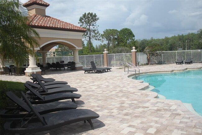 Building Photo - 13838 Fairway Island Dr