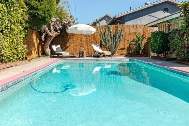 Building Photo - 6220 Morella Ave