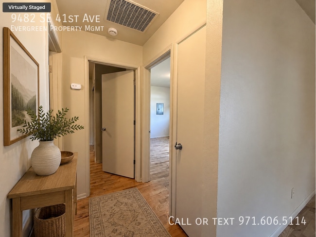 Building Photo - 9482 SE 41st Ave