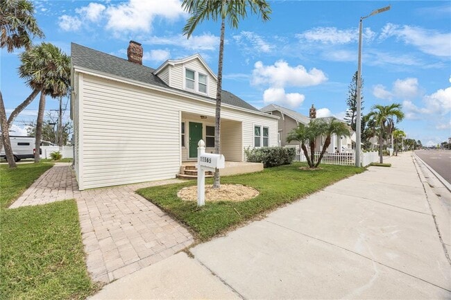 Building Photo - 15565 Gulf Blvd