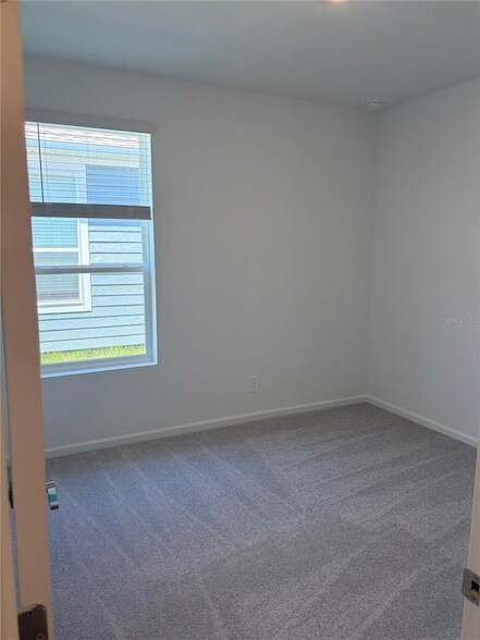 Building Photo - 4377 Vibernum Ave