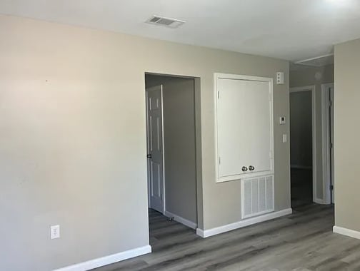 Building Photo - 7 Westhaven Dr