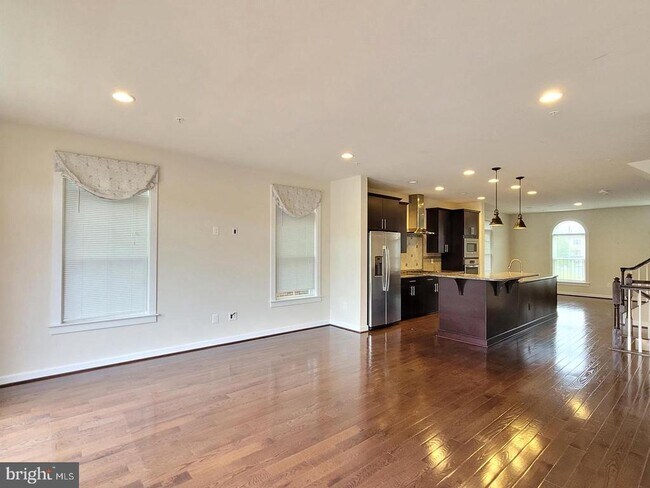 Building Photo - 3605 Katherine Way