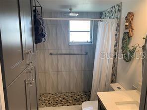 Building Photo - 4650 Cove Cir