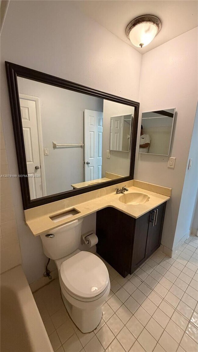 Building Photo - 11641 Royal Palm Blvd