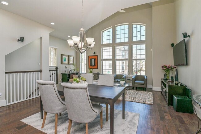 Building Photo - 11023 Acorn Falls Dr