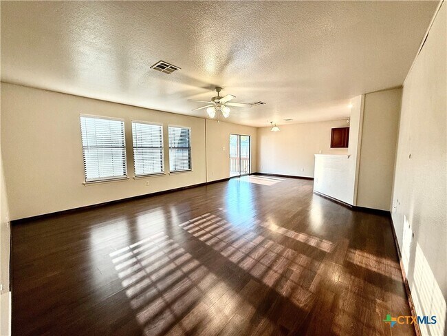 Building Photo - 5508 Tabby Cove
