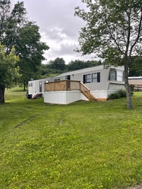 Building Photo - 306 Pearl Ln