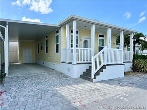 Building Photo - 138 NE Coastal Dr