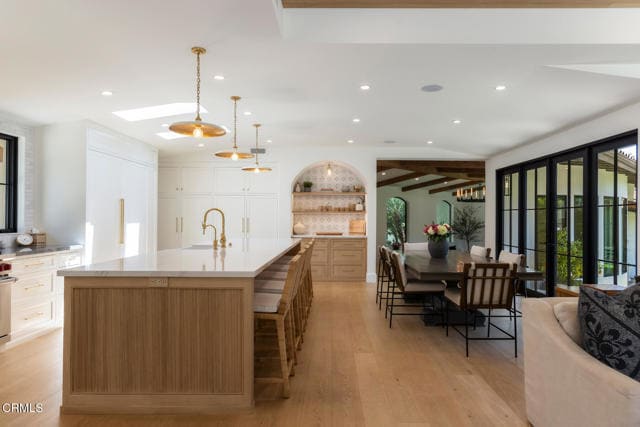 Building Photo - 4435 Encinas Dr