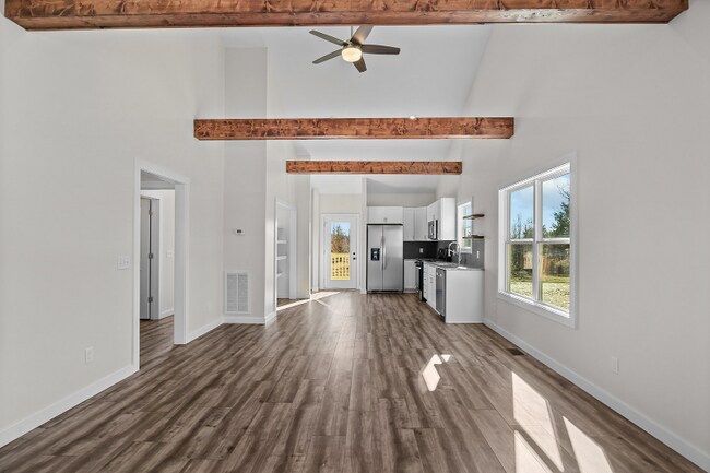 Building Photo - 200-202 3rd St