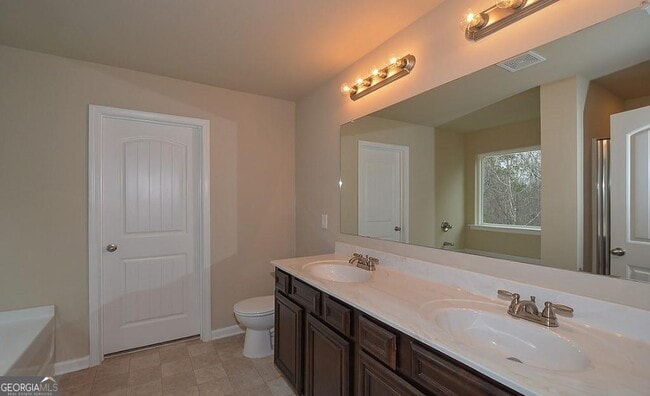 Building Photo - 313 Woodson Way