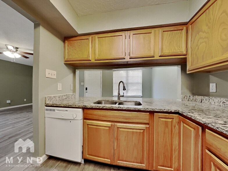 Building Photo - 21502 Millhouse Rd