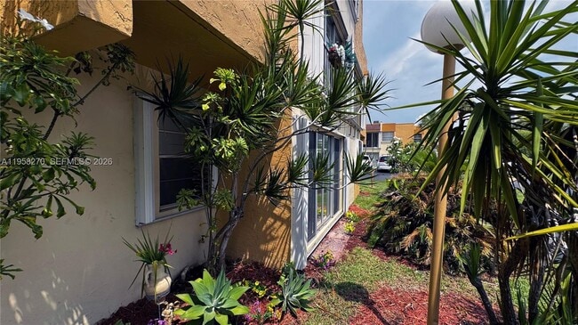 Building Photo - 9301 SW 4th St