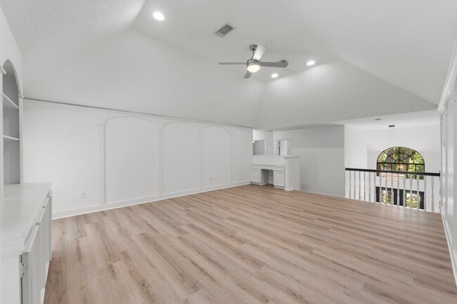 Building Photo - 14 Cascade Springs Pl