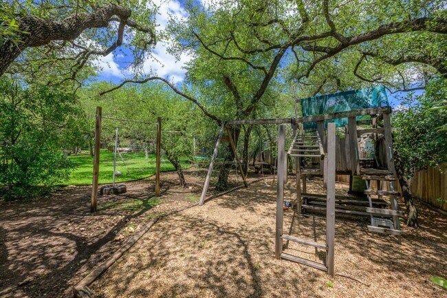 Building Photo - 12329 Pleasant Hill Ct