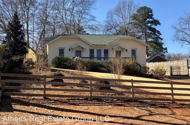 Primary Photo - 2 br, 2 bath House - 620 Agriculture Drive