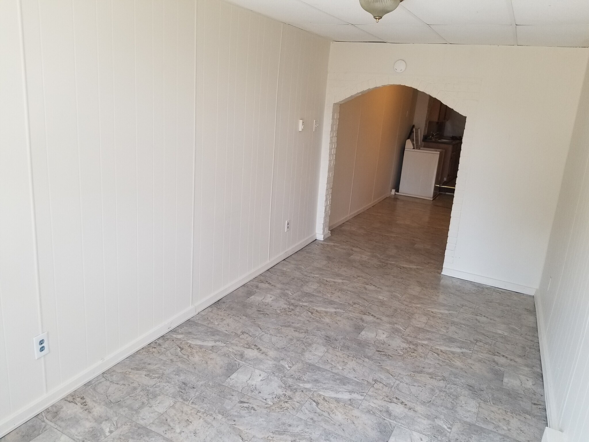 Building Photo - 107 -111 Arch St