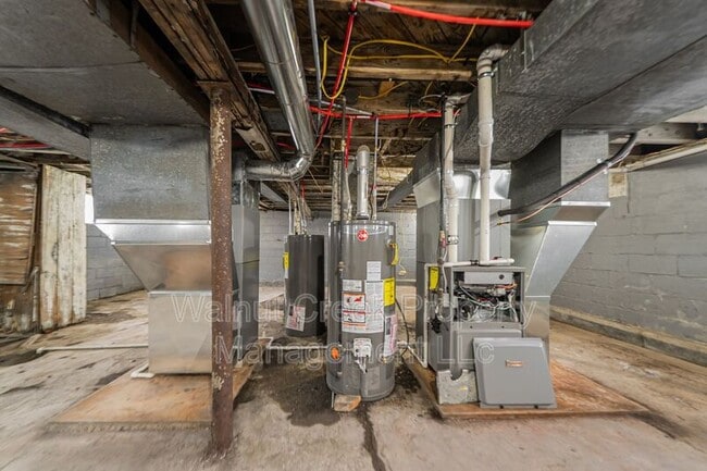 Building Photo - 839 Allison Ave