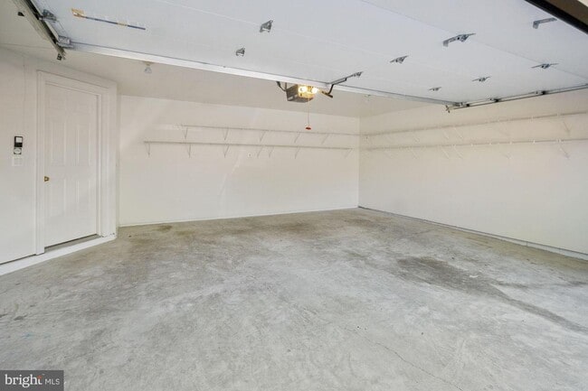 Building Photo - 8629 Terrace Garden Way