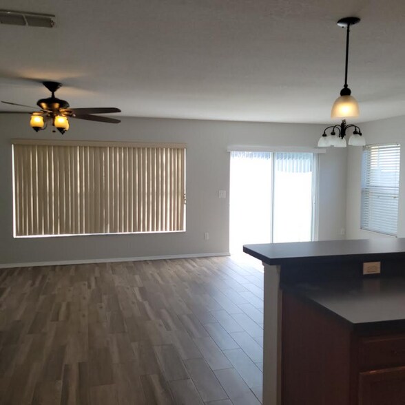 Building Photo - 5057 Gandross Ln