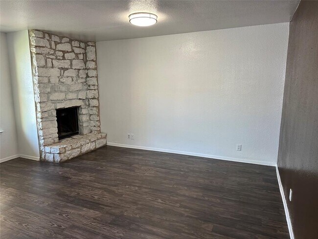 Building Photo - 2312 Rachael Ct