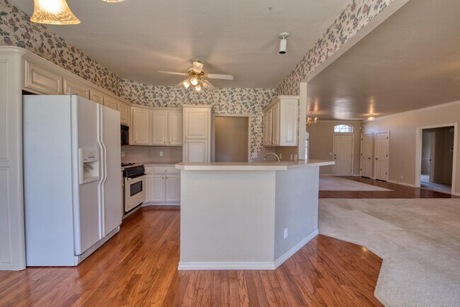 Building Photo - 15501 Arbuckle Heights