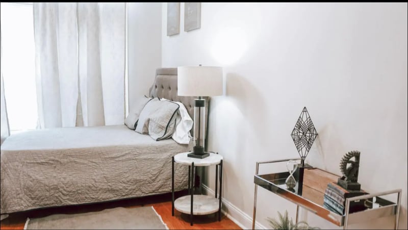 Building Photo - 662 Bleecker St