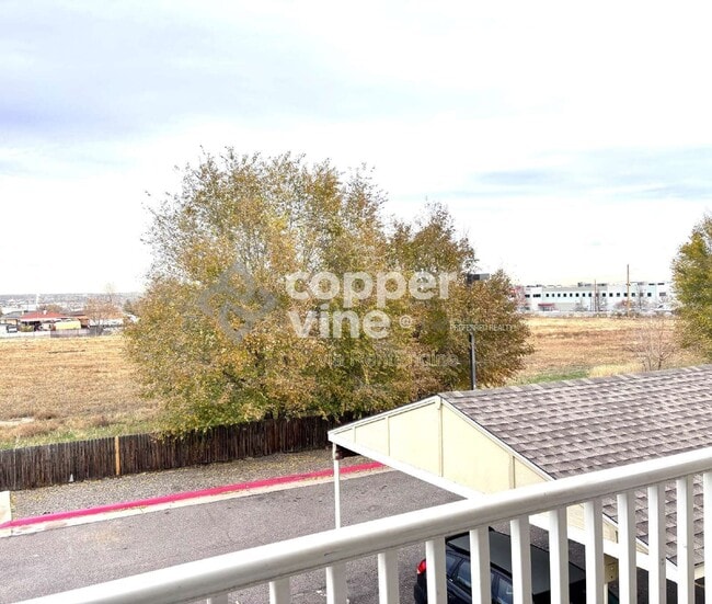 Building Photo - 1740 W 53rd Dr