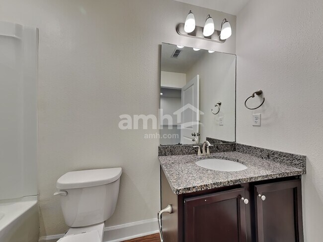 Building Photo - 10327 Watercrest Ct