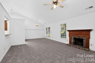 Building Photo - 3411 Pondridge Ct