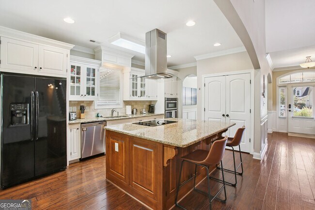 Building Photo - 728 Gittings Ave