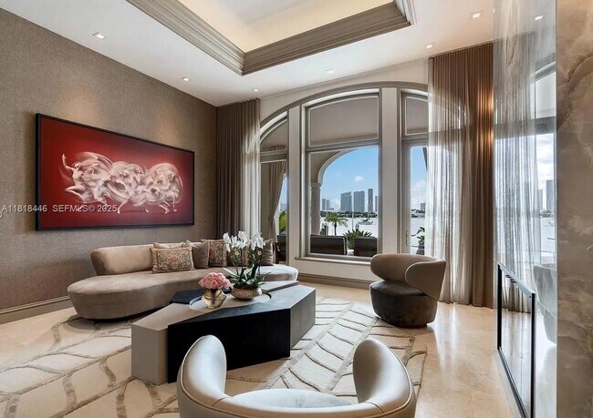 Building Photo - 432 S Hibiscus Dr