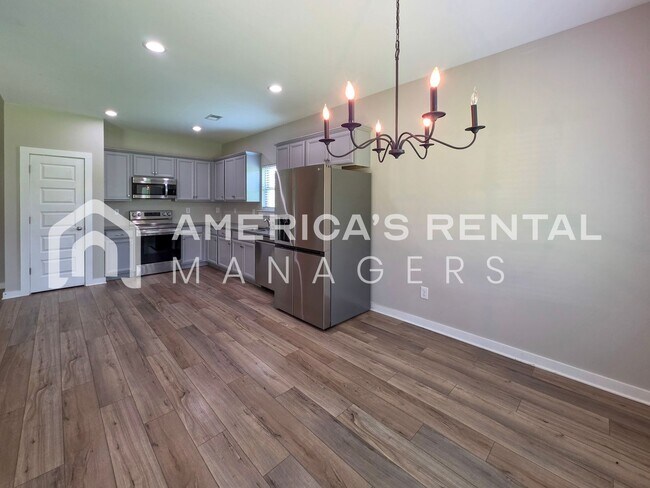 Building Photo - DEPOSIT PENDING!!! - Four Bedroom, Modern Home for Rent in Eastaboga - Available NOW!
