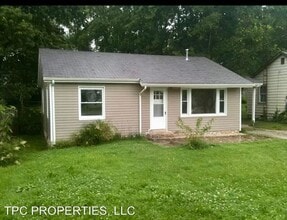 Building Photo - 2 BEDROOM 1 BATH NEAR WKU