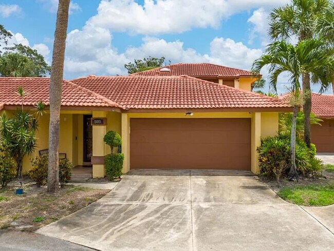 Building Photo - 5015 Nassau Cir