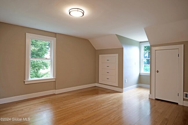 Building Photo - 1220 Ferry Rd