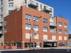 Building Photo - 1224 Chicago Ave