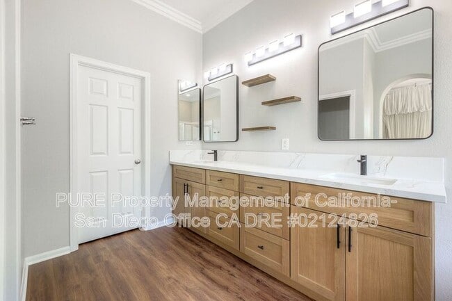 Building Photo - 1428 Heatherwood Ave