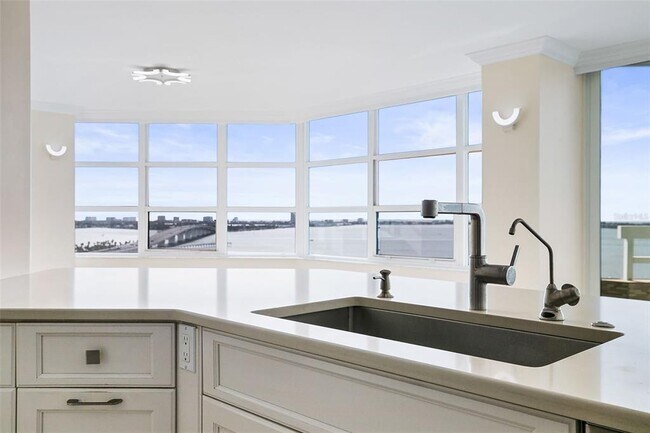 Building Photo - 988 Blvd of the Arts