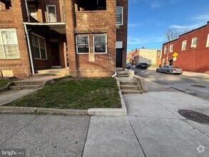 Building Photo - 2325 Reisterstown Rd
