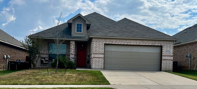 Primary Photo - Modern Comfort Meets Prime Location – Your...