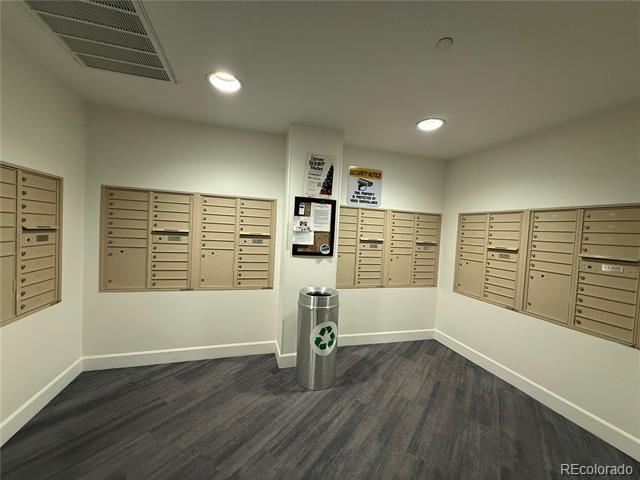 Building Photo - 1975 N Grant St