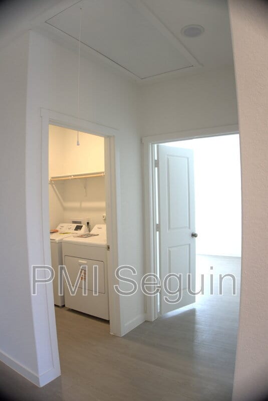 Building Photo - 8965 Gila Rdg