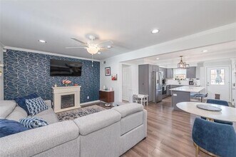 Building Photo - 5076 Matilda St