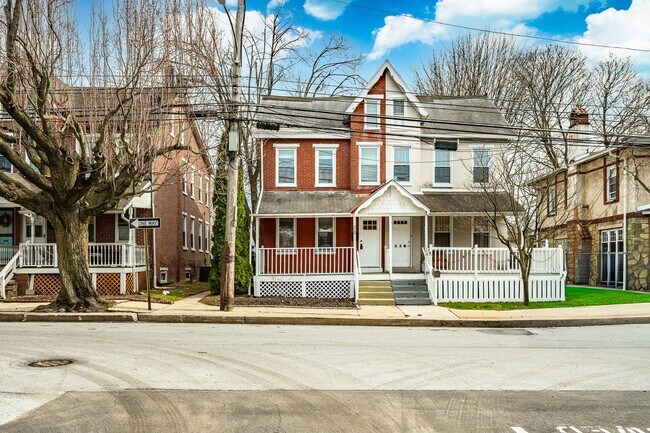 Building Photo - Renovated 4BR Rental in the Heart of West Chester Borough