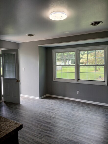 Building Photo - 5114 Pleasant Shade Dr