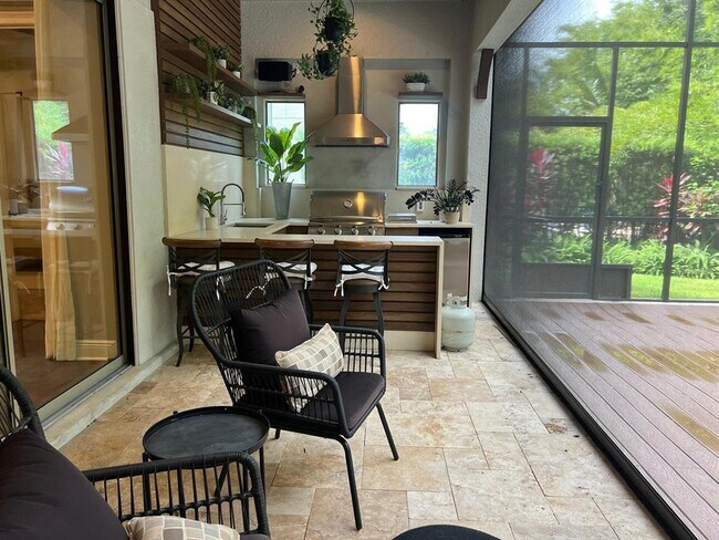 Building Photo - 12927 Canopy Woods Way