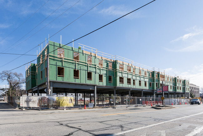 Building Photo - University Market