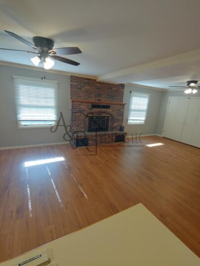 Building Photo - 801 Twin Lakes Dr